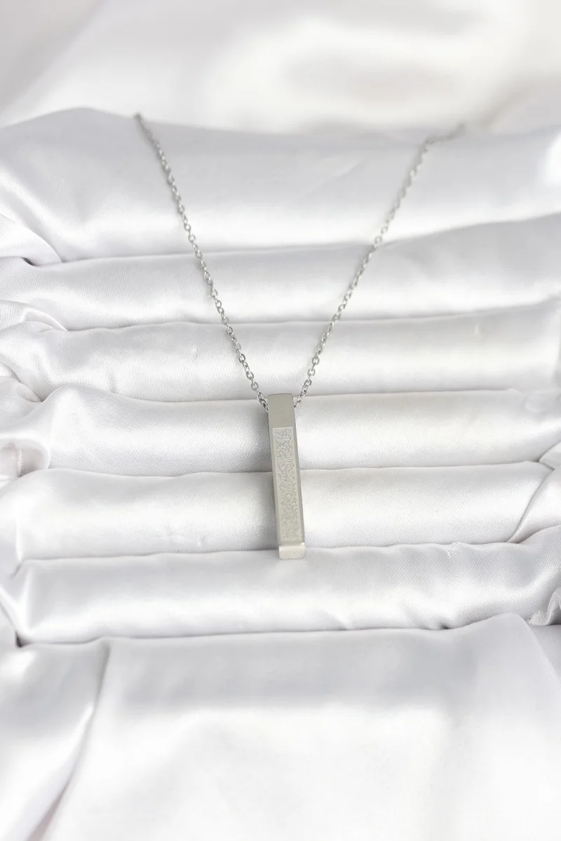 316L Çelik Gümüş Renk Ayetel Kürsi Yazılı Bar Çubuk Kolye