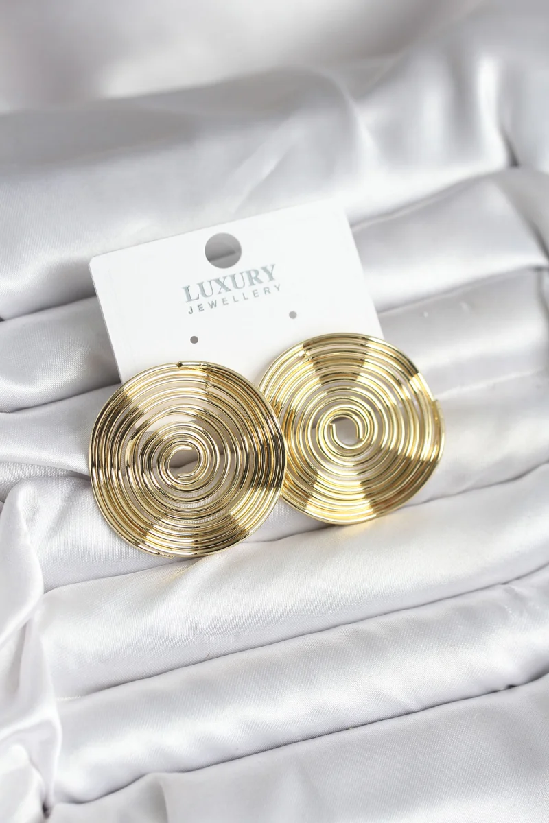 Pirinç Gold Renk Circle Model Kadın Küpe