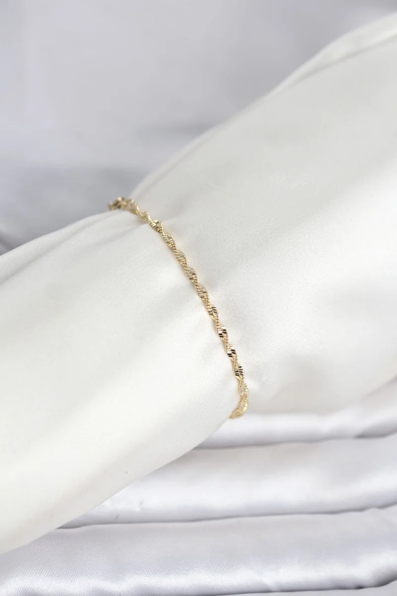 CM 14K Gold Renk Yassı Ezme Burgu Model Kadın Bileklik