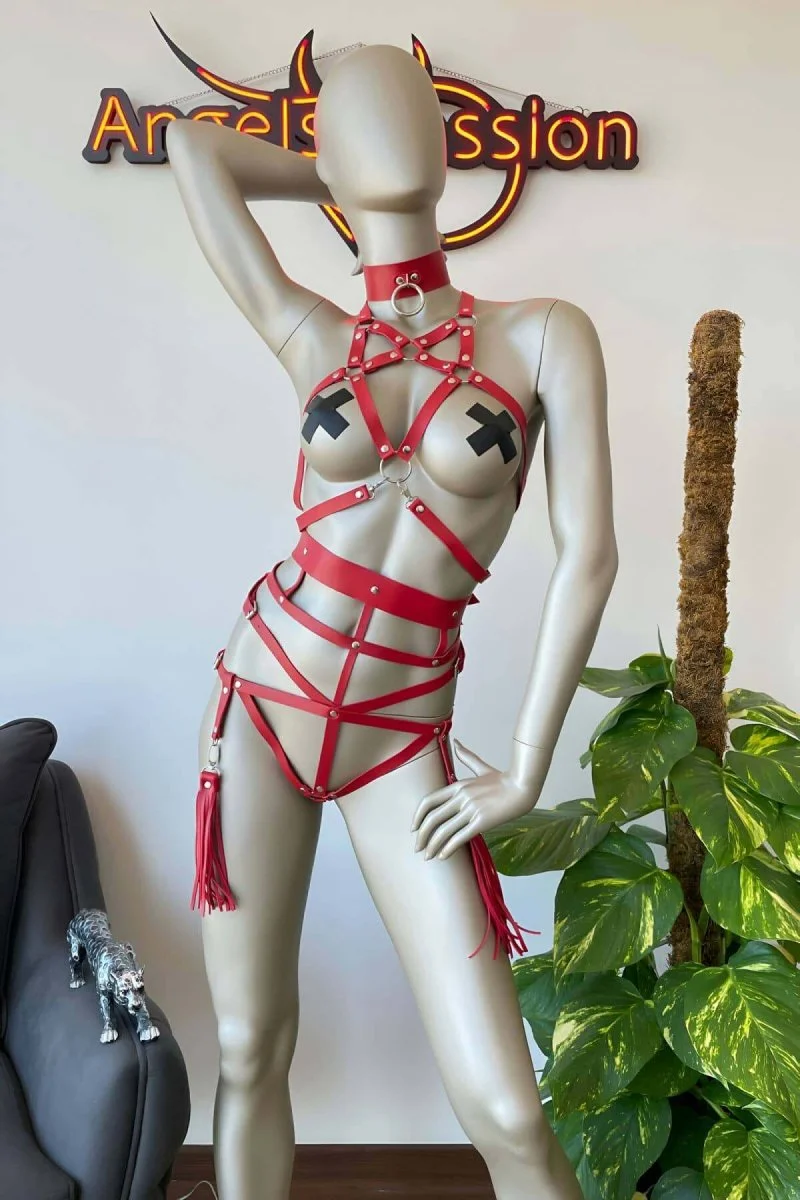 Tasmalı Kırmızı Harness Fantazi İç Giyim Takım