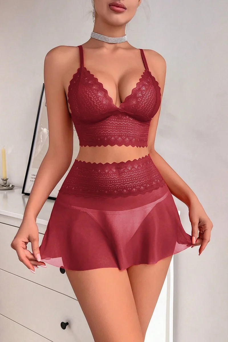 Kadın Bordo Dantel Ve Tül Detaylı Etekli Şık Gecelik Takımı