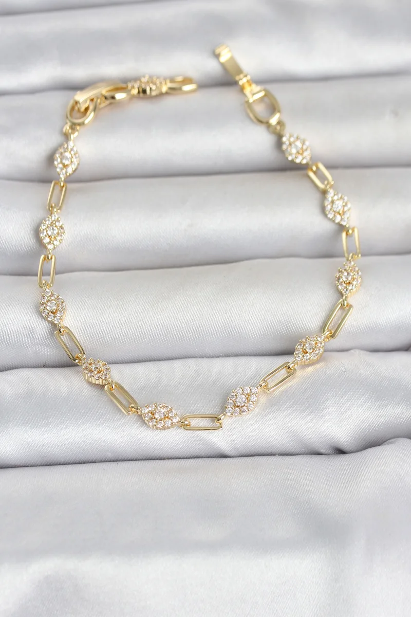 Gold Renk Zirkon Taşlı Ataç Zincir Model Kadın Bileklik