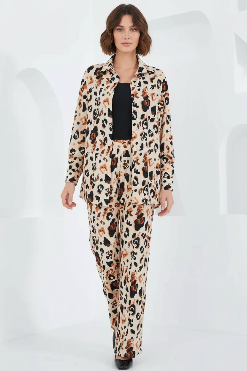 Kadın Gömlek Yaka Oversize Leopar Desenli Krem İkili Takım