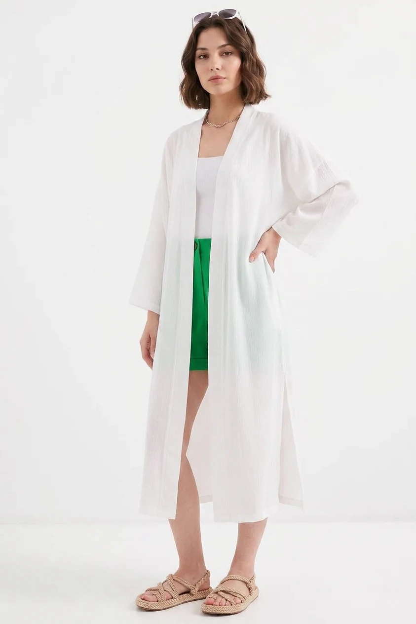 Kadın V Yaka Kuşaklı Yırtmaçlı Beyaz Kimono
