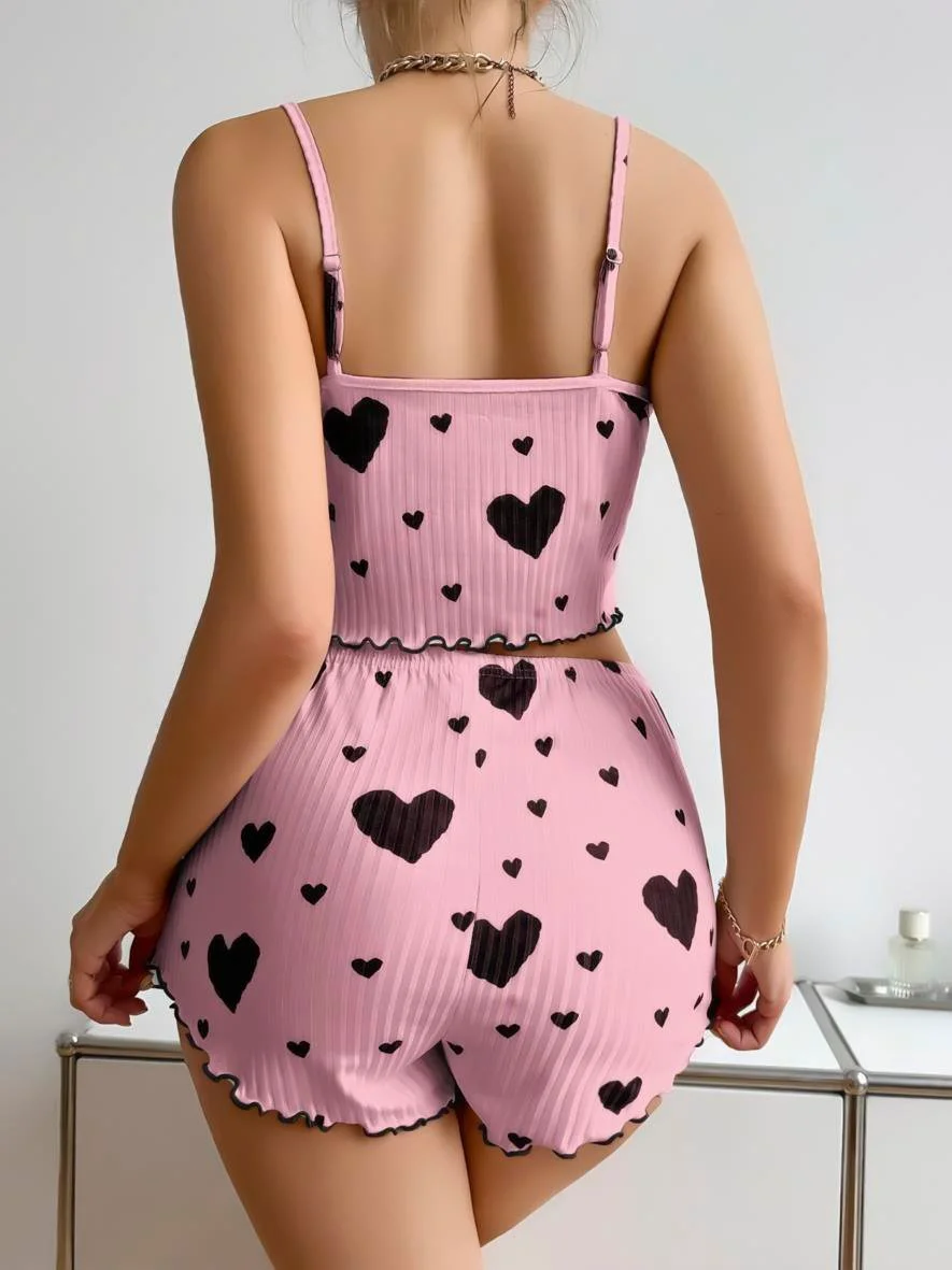Pamuklu Pembe Üstüne Siyah Kalp Desenli Askılı Fitilli Şortlu Pijama Takımı