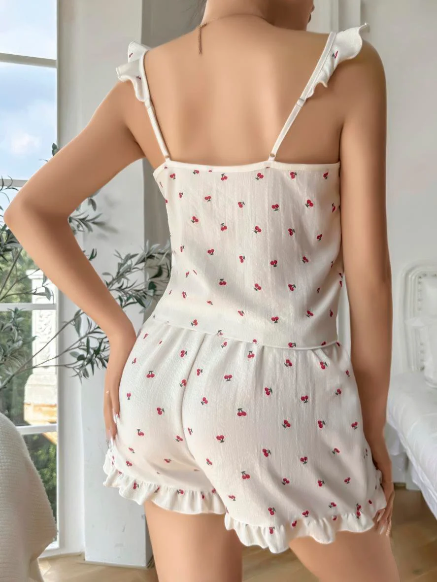 Pamuklu Beyaz Üstüne Kiraz Desen Fırfır Askılı Şortlu Pijama Takımı
