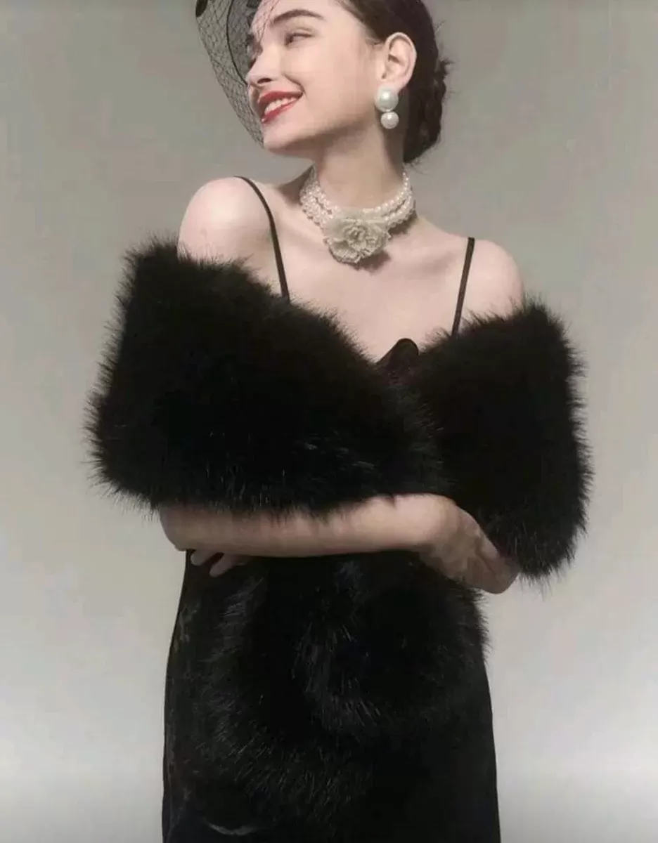 Kürk Orijinal Siyah Seksi Omuzluk Şık Kürk