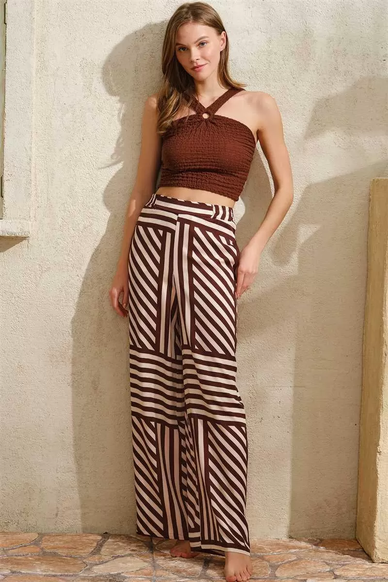 Boyundan Bağlamalı Çizgili Yazlık Uzun İp Detaylı Pijama Takımı