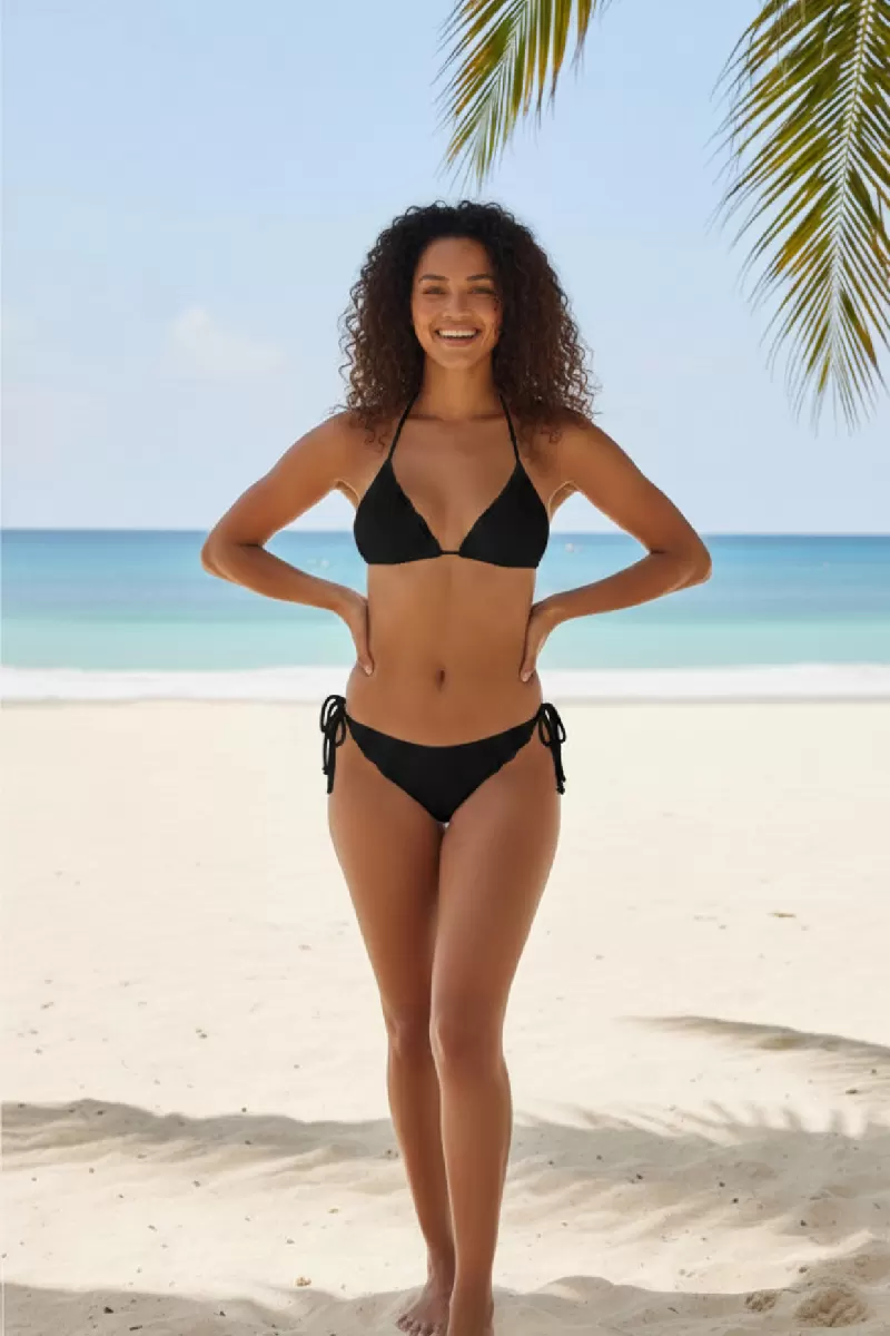 Kadın Siyah Pedli Bel ve Boyundan Bağlamalı Dantelli Şık Bikini Takımı