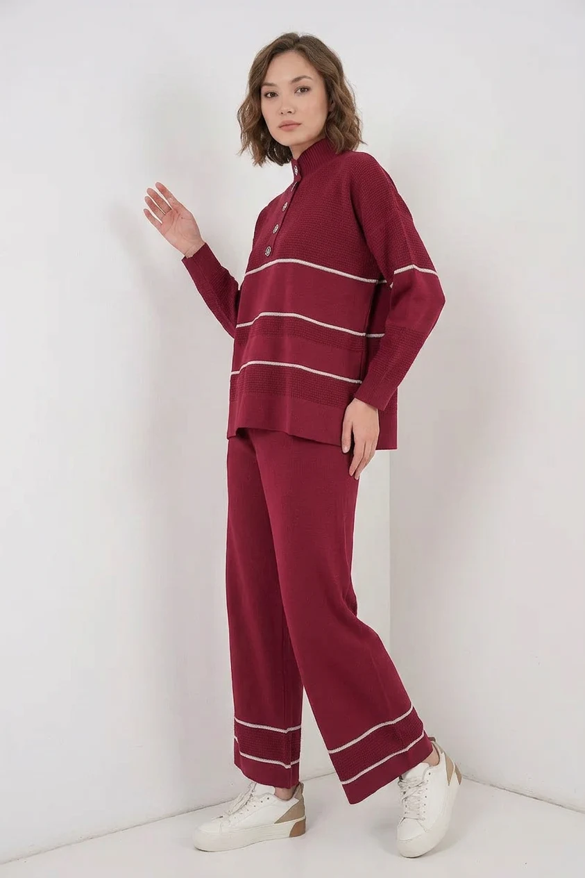 Kadın Yüksek Yaka Oversize Çizgili Triko Bordo İkili Takım