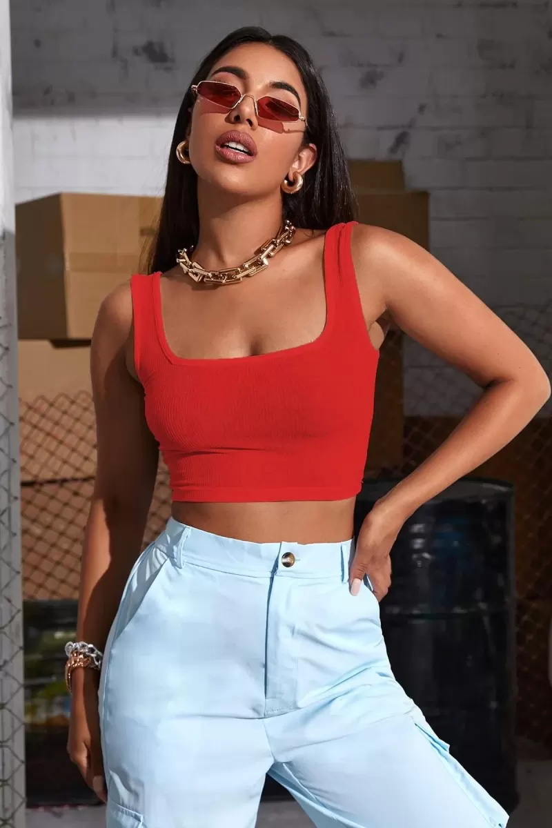 Kadın Kırmızı Kalın Askılı Crop Top Büstiyer Esnek Kumaş Şık Basic Kadın Üst Giyim